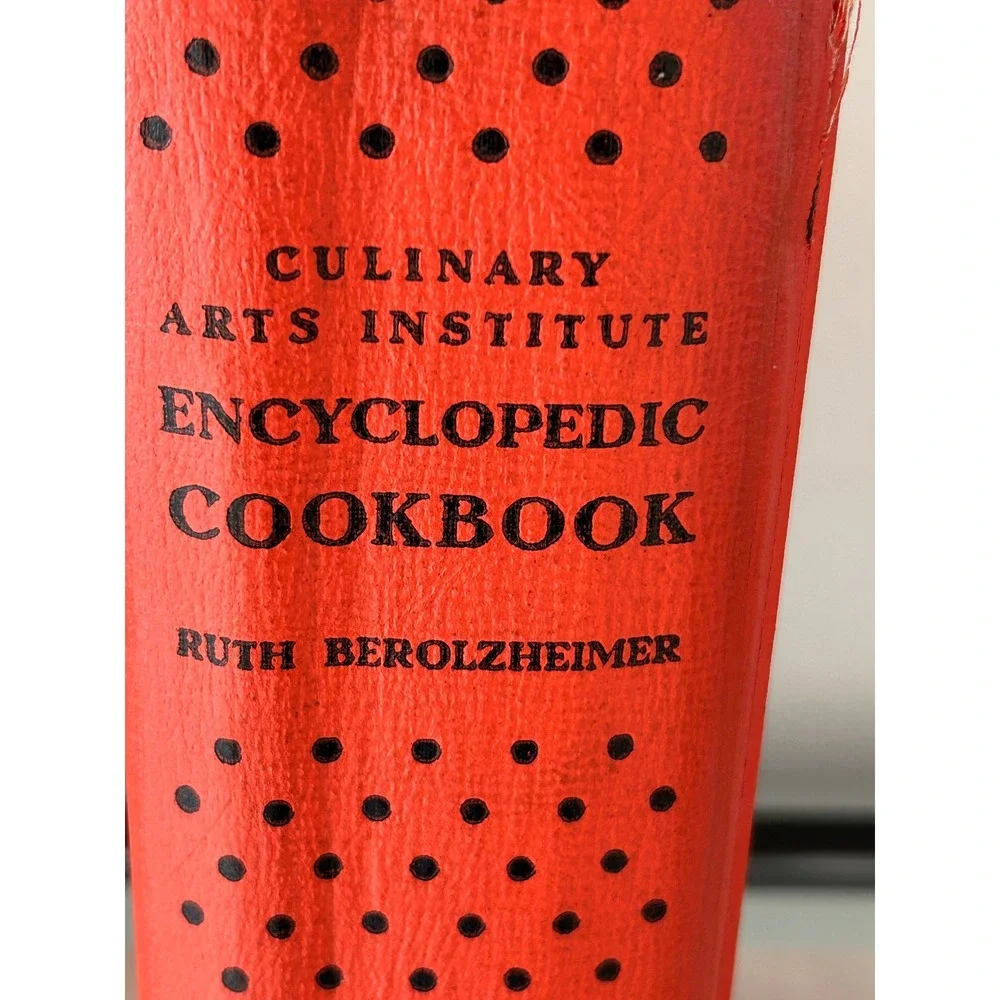 Culinary Arts Institute Encyclopedic Cookbook 1962 Ruth Berolzheimer Polka Dot